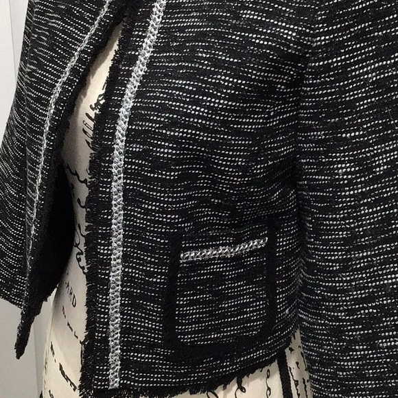 NWOT. FRENCHI Metallic 3/4 Sleeves Open Front Short Blazer Size Small P2P 17” - Picture 6 of 11